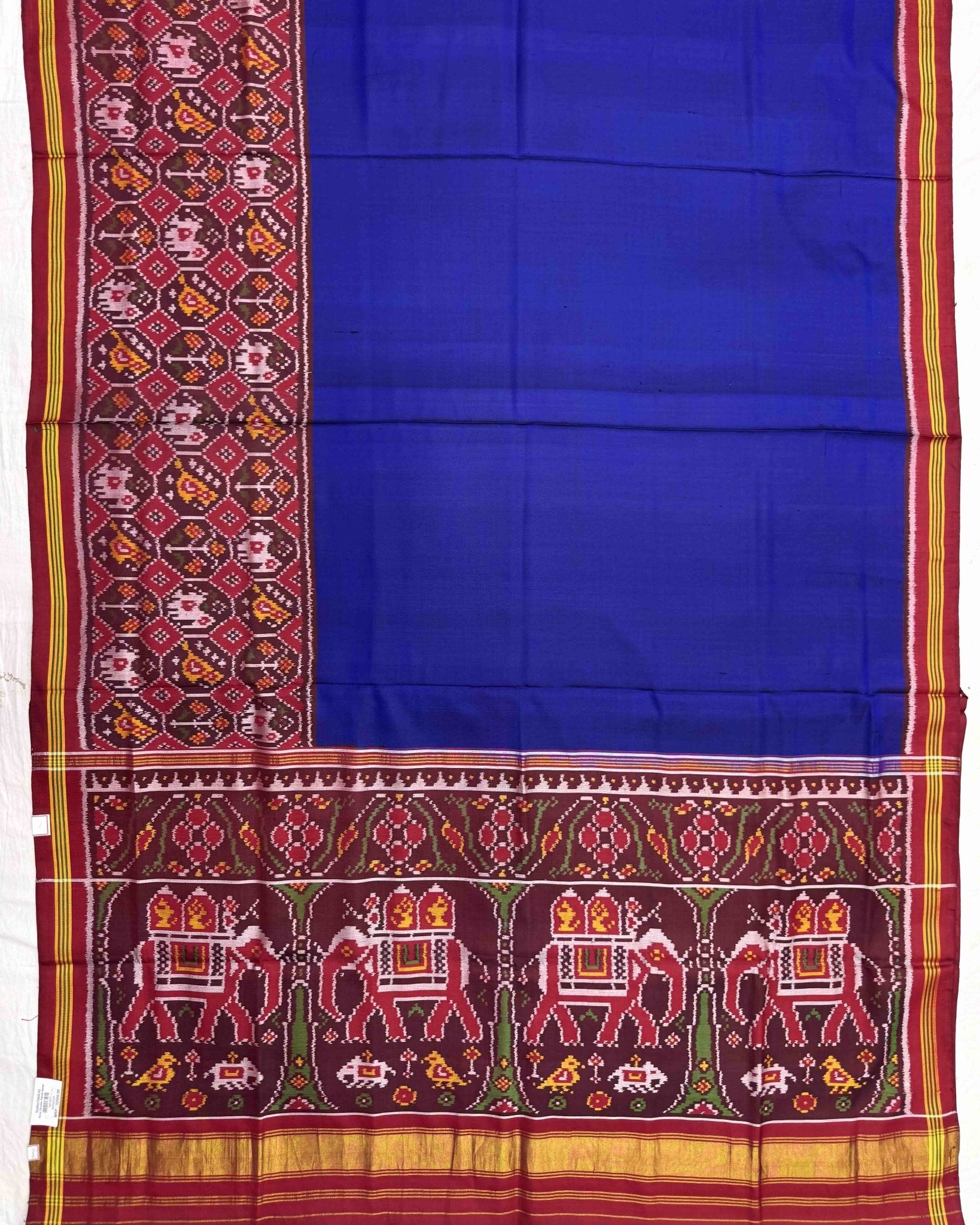 Red & Blue Plain with Narikunj Scut Border Semi Double Ikat Patola Saree - SindhoiPatolaArt