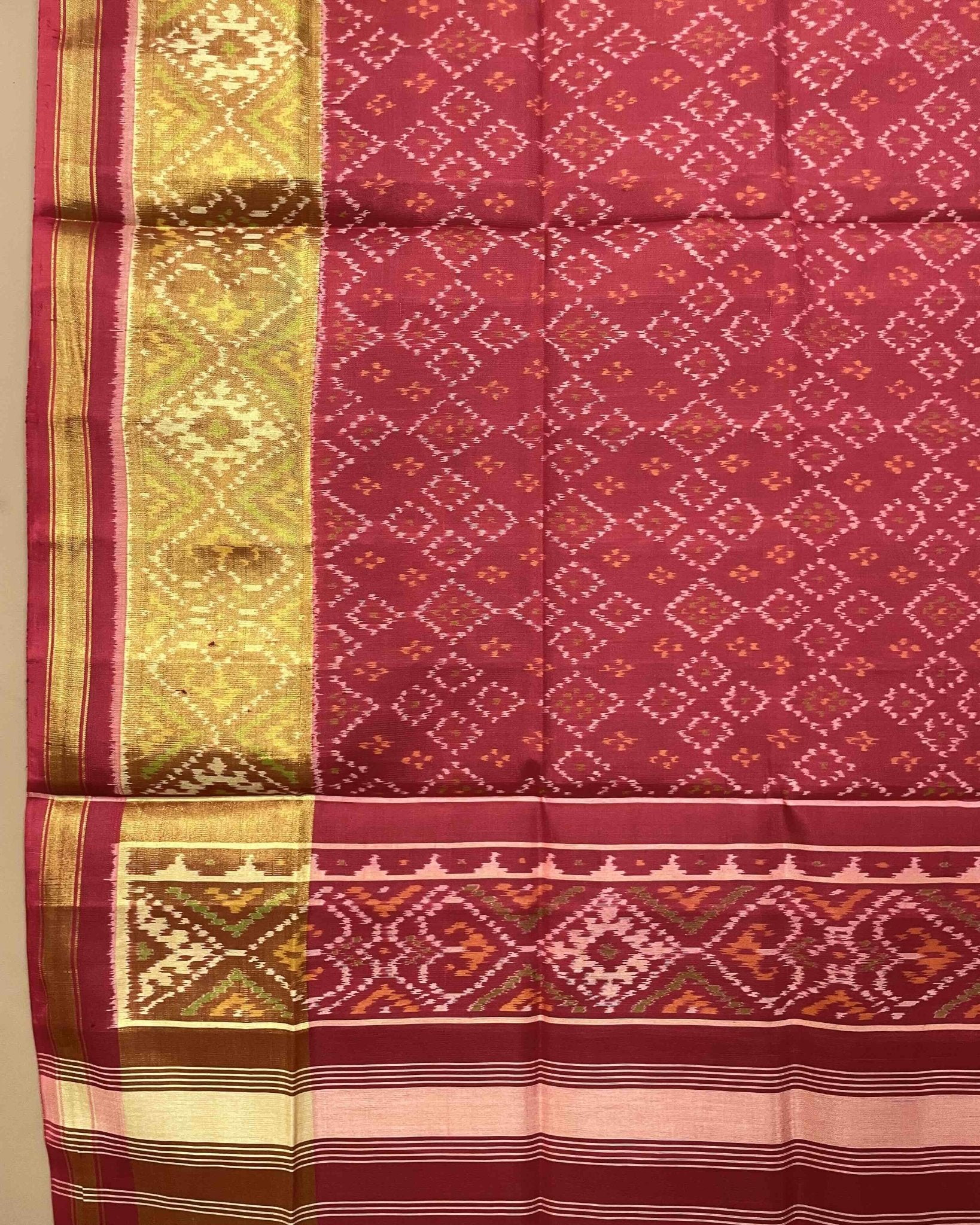 Red Booty Design Patola Dupatta - SindhoiPatolaArt