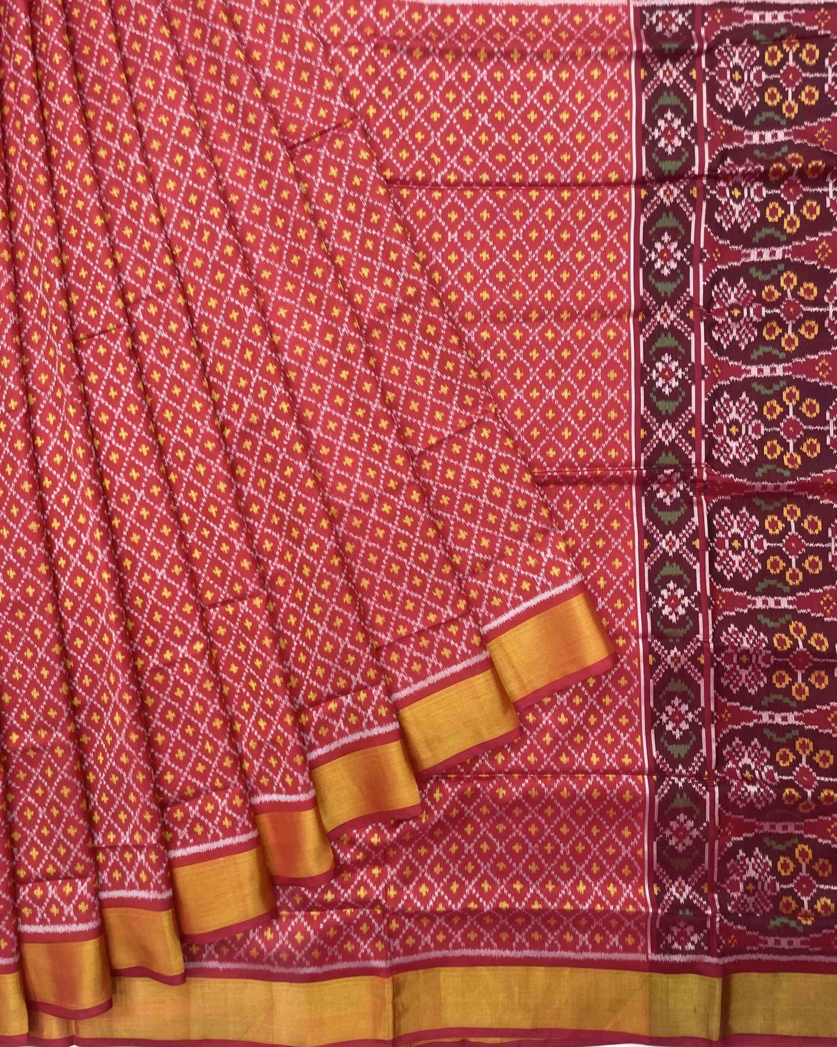 Red Booty Design Patola Saree - SindhoiPatolaArt