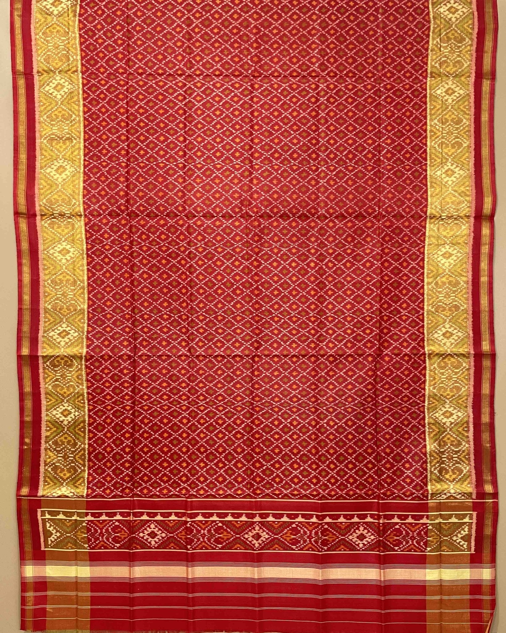 Red Booty Designer Patola Dupatta - SindhoiPatolaArt