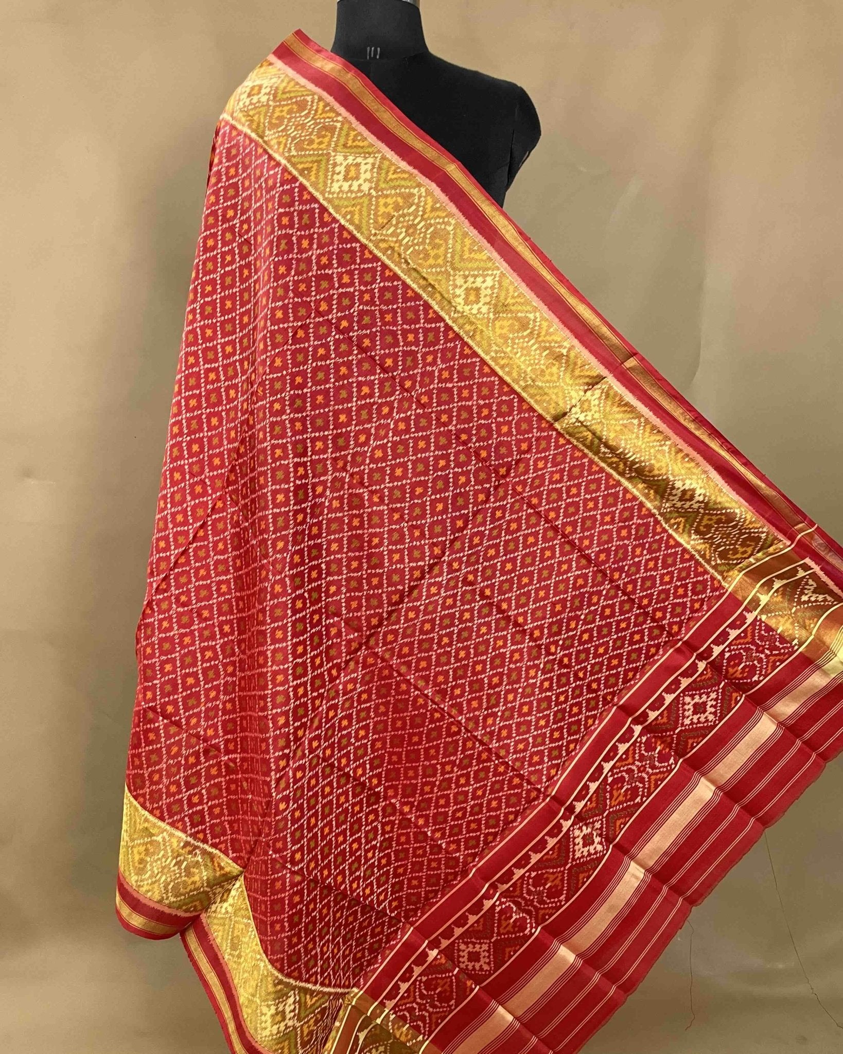 Red Booty Designer Patola Dupatta - SindhoiPatolaArt