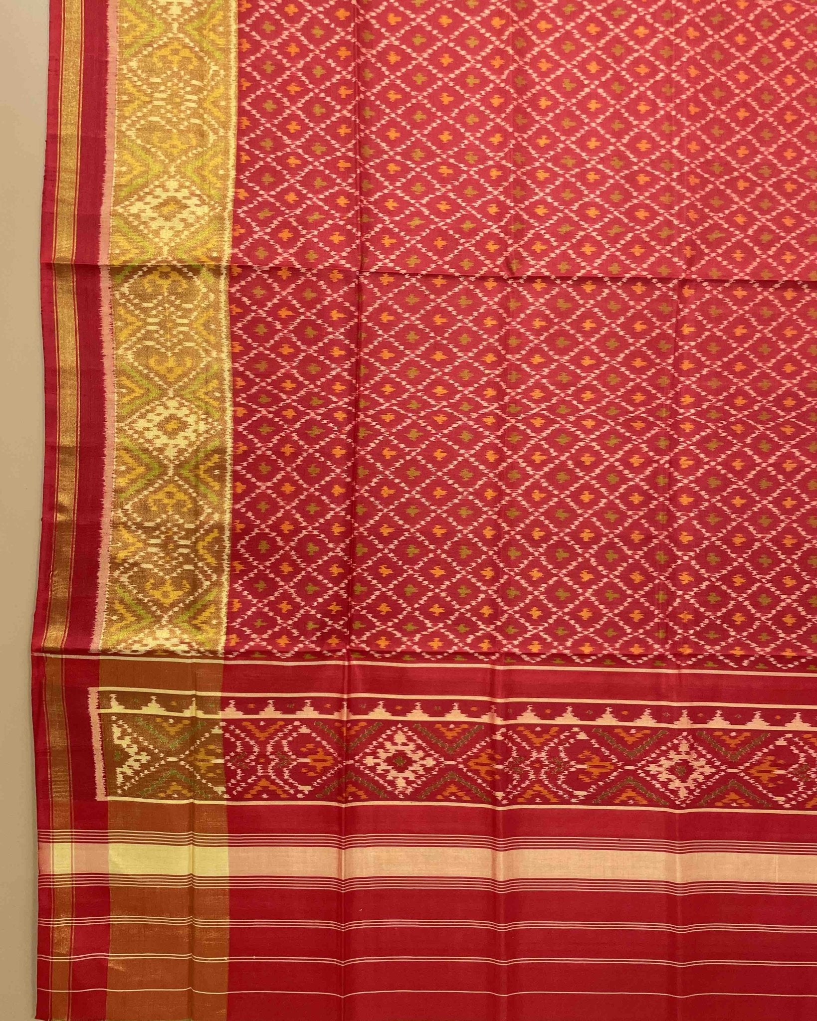 Red Booty Designer Patola Dupatta - SindhoiPatolaArt