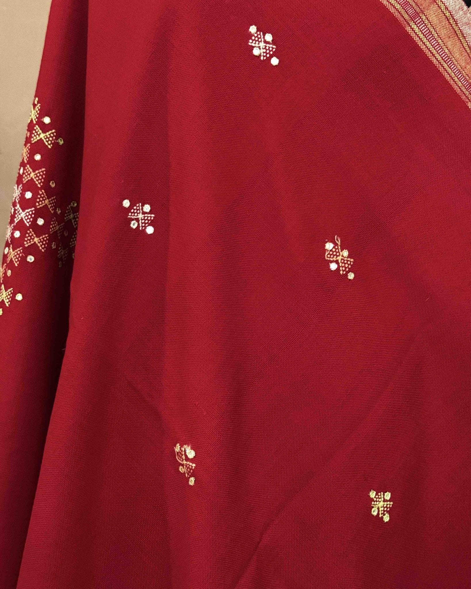 Red Butta Mirror & Corner Mirror Kutchi Woolen Shawl - SindhoiPatolaArt