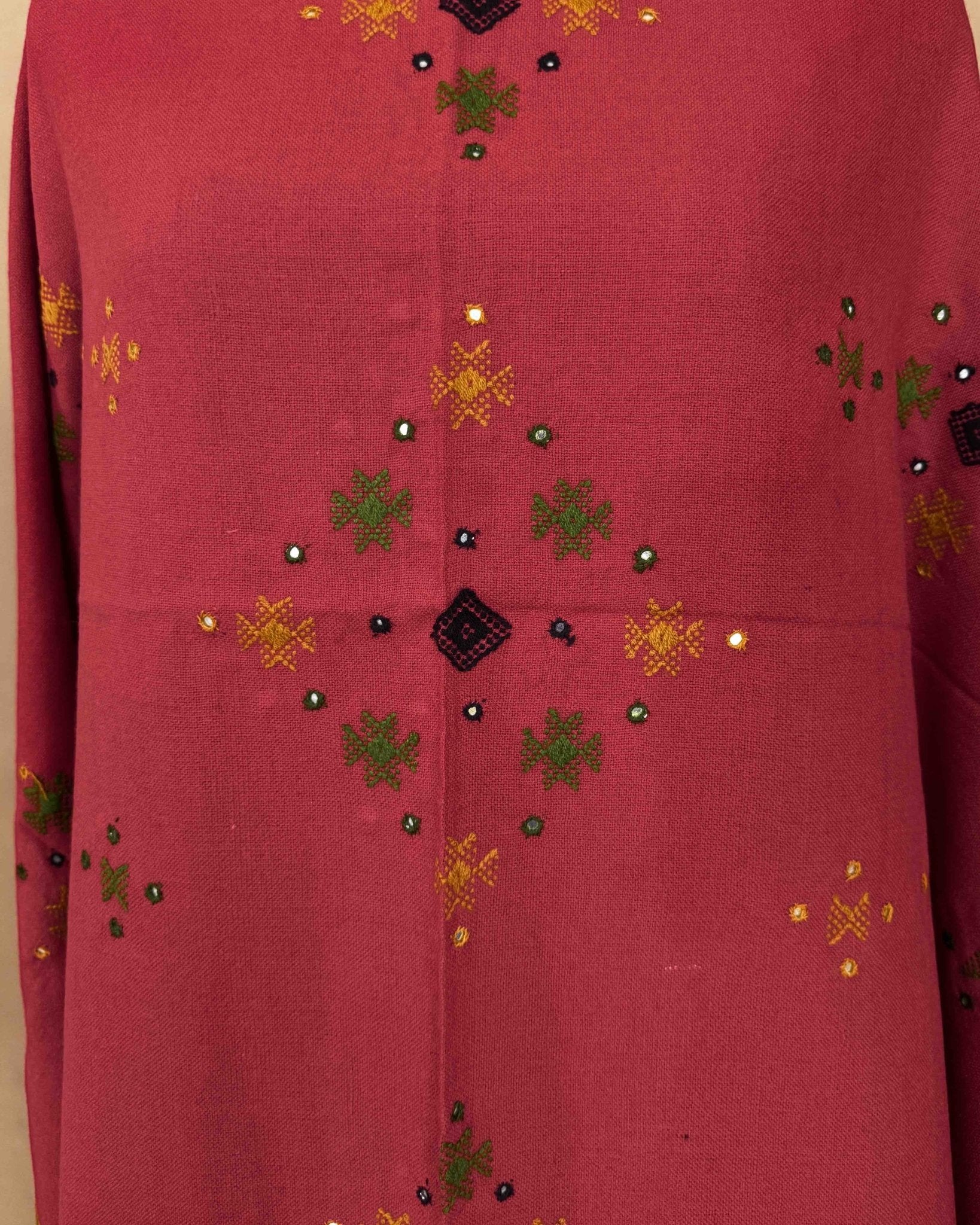 Red Butta Mirror Kutchi Woolen Shawl - SindhoiPatolaArt