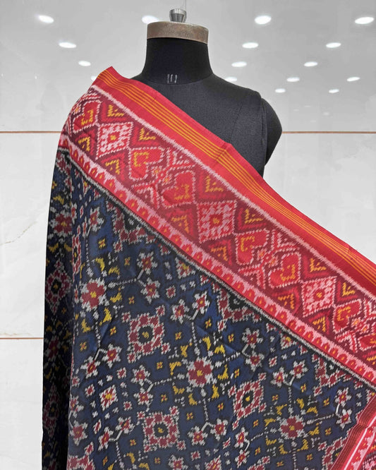 Red & Dark Blue Navratan Semi Double Ikat Patola Dupatta - SindhoiPatolaArt