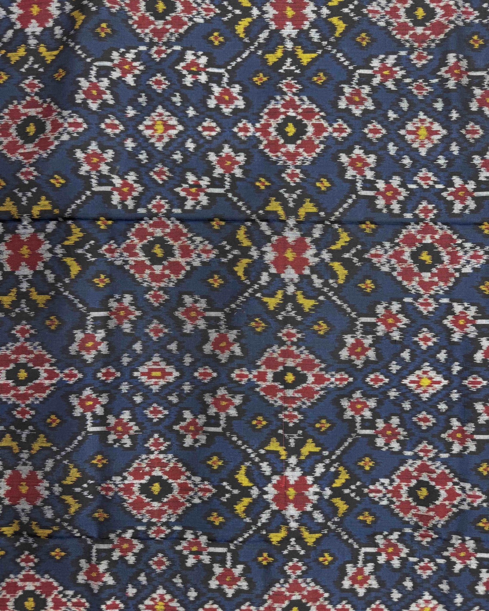 Red & Dark Blue Navratan Semi Double Ikat Patola Dupatta - SindhoiPatolaArt