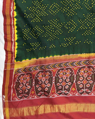 Red & Green Bandhani Patola Dupatta - SindhoiPatolaArt