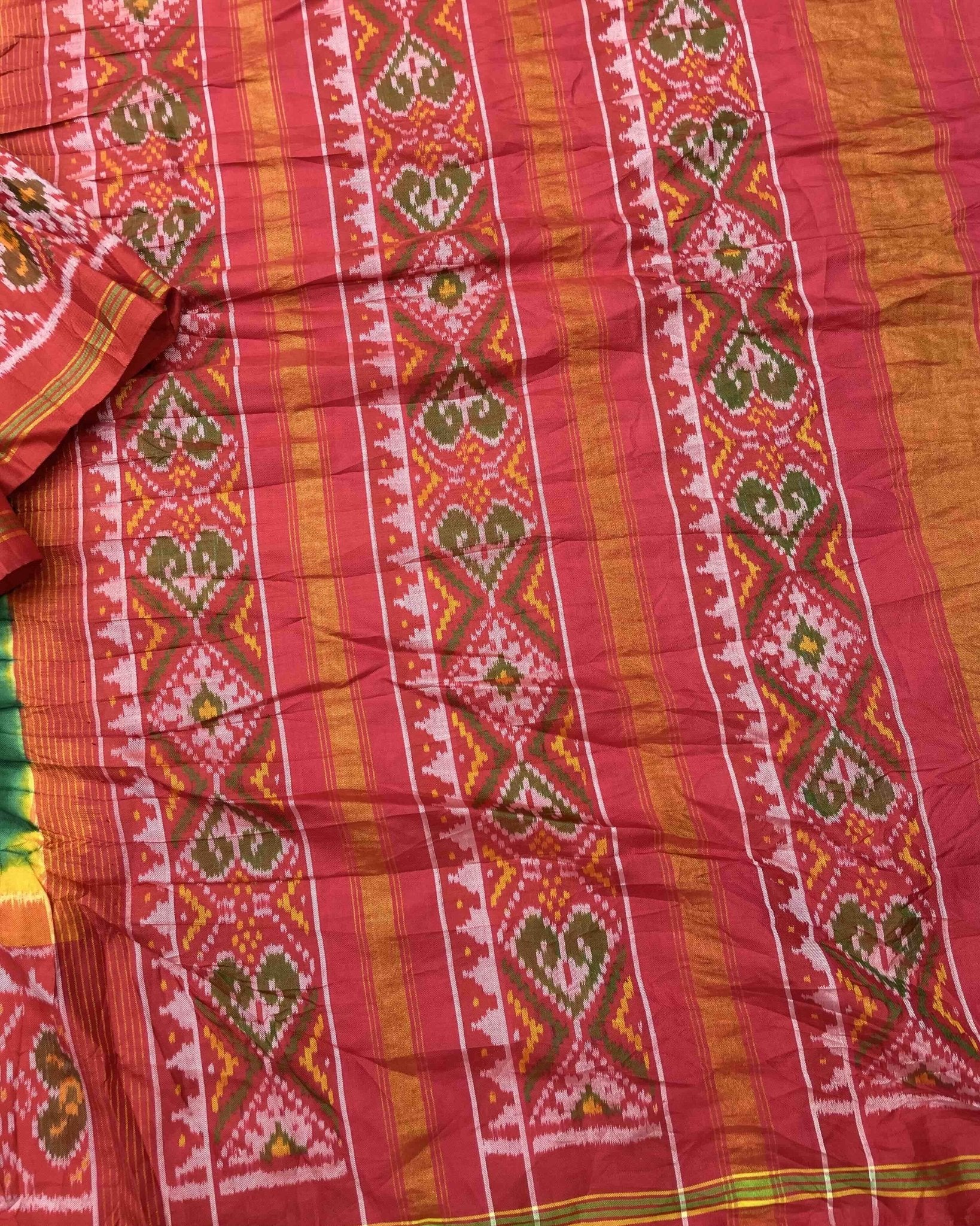 Red & Green Bandhani Patola Saree - SindhoiPatolaArt