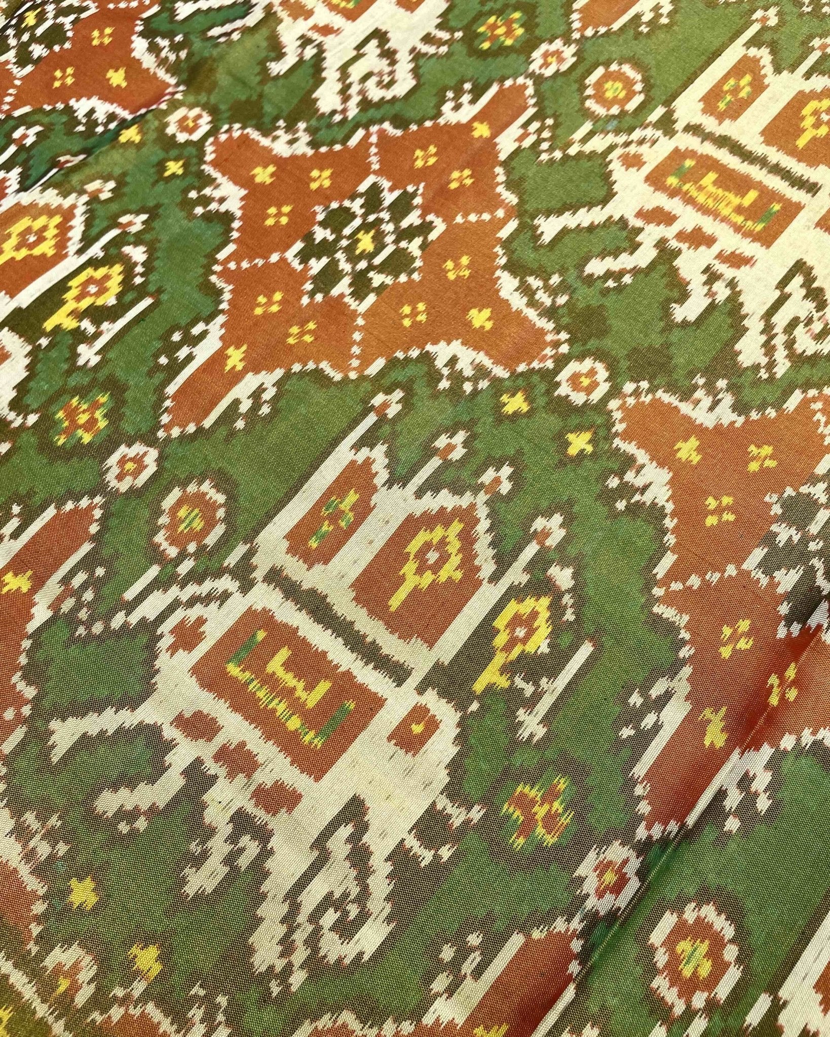 Red & Green Big Figure Elephant Chhabdi Tissue Patola Saree - SindhoiPatolaArt