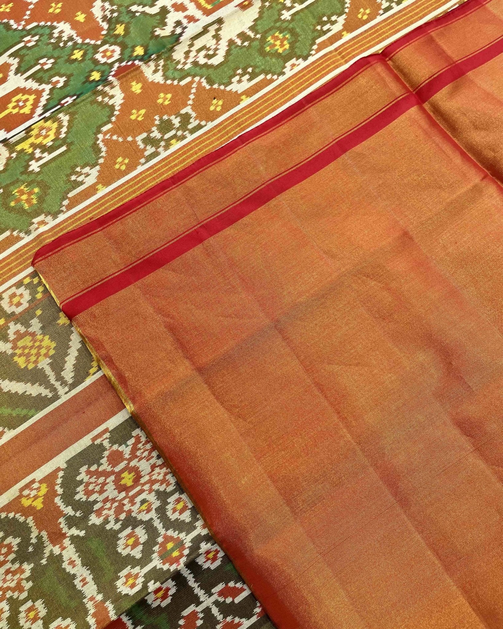 Red & Green Big Figure Elephant Chhabdi Tissue Patola Saree - SindhoiPatolaArt