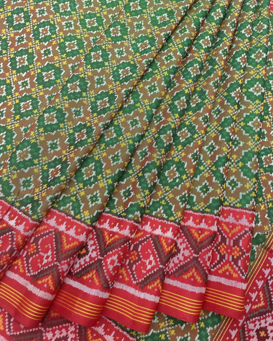 Red & Green Buttonful Designer Patola Saree - SindhoiPatolaArt