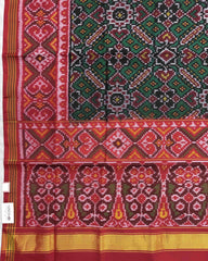 Red & Green Manekchowk Patola Dupatta - SindhoiPatolaArt
