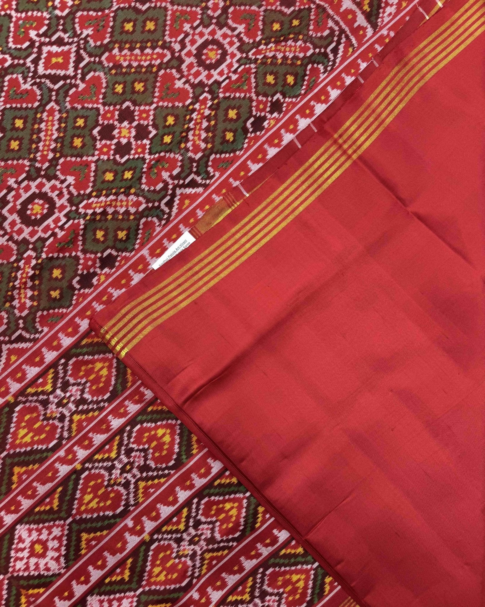 Red & Green Manekchowk Semi Double Ikat Patola Saree - SindhoiPatolaArt