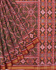 Red & Green Manekchowk Semi Double Ikat Patola Saree - SindhoiPatolaArt