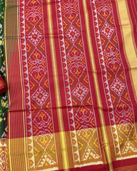Red & Green Narikunj Patola Saree - SindhoiPatolaArt