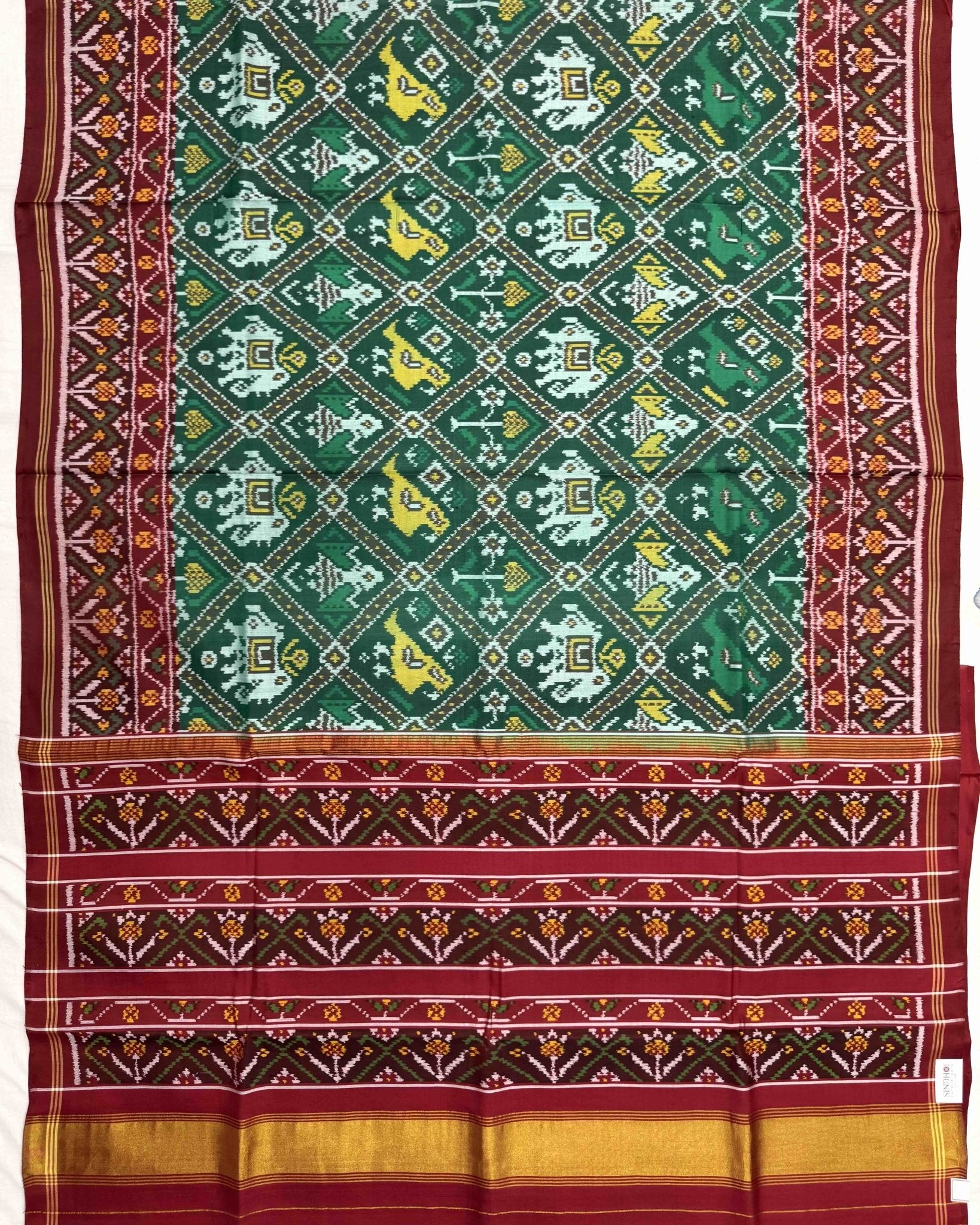 Red & Green Narikunj Semi Double Ikat Patola Saree - SindhoiPatolaArt