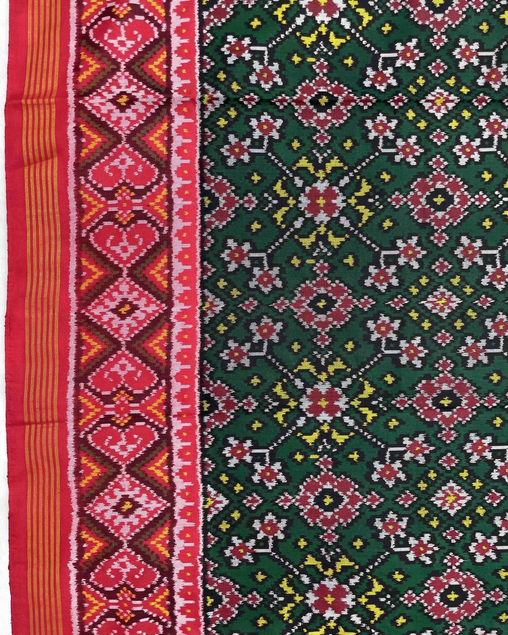 Red & Green Navratan Patola Saree - SindhoiPatolaArt