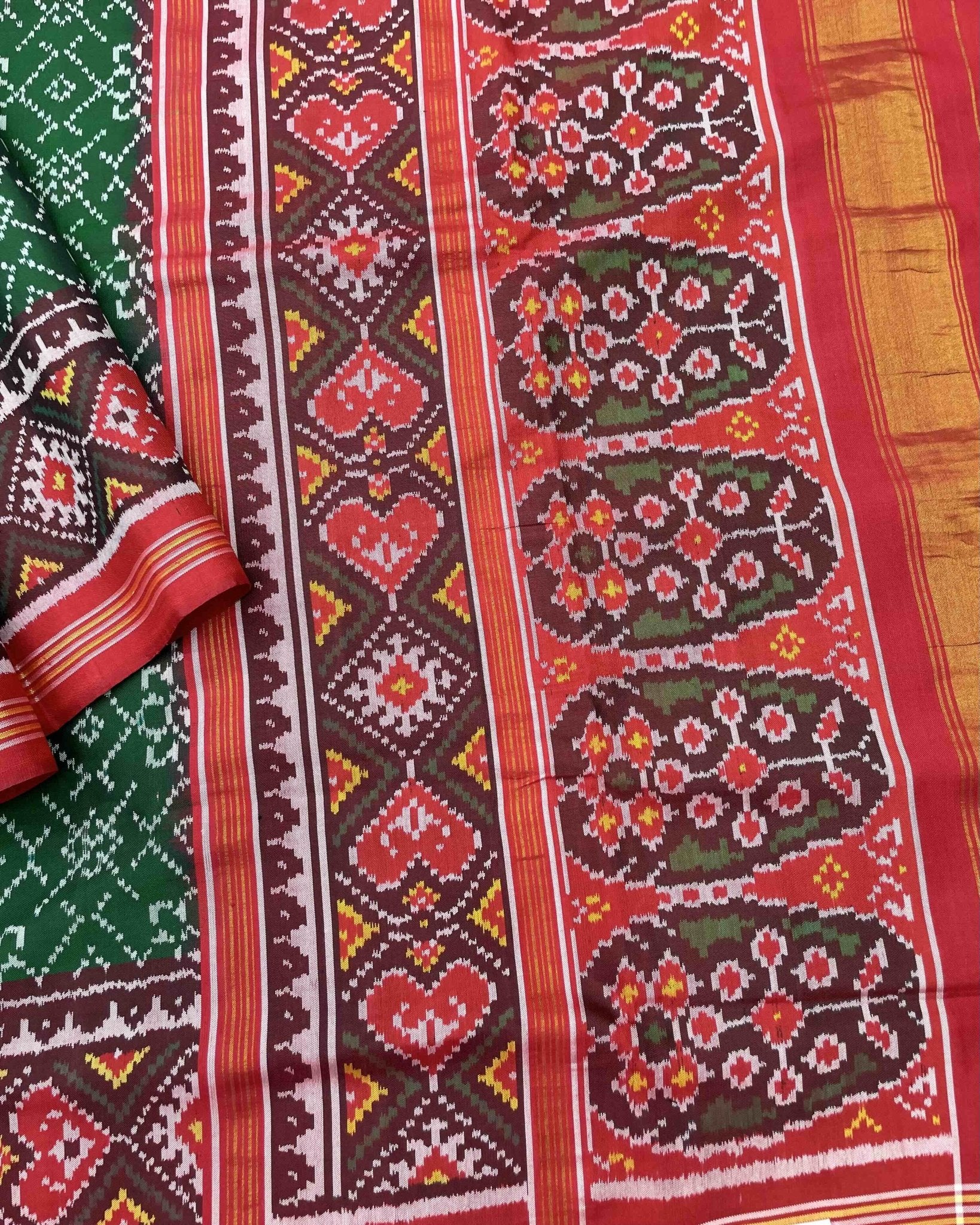 Red & Green Navratan Patola Saree - SindhoiPatolaArt