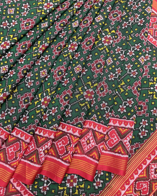 Red & Green Navratan Patola Saree - SindhoiPatolaArt