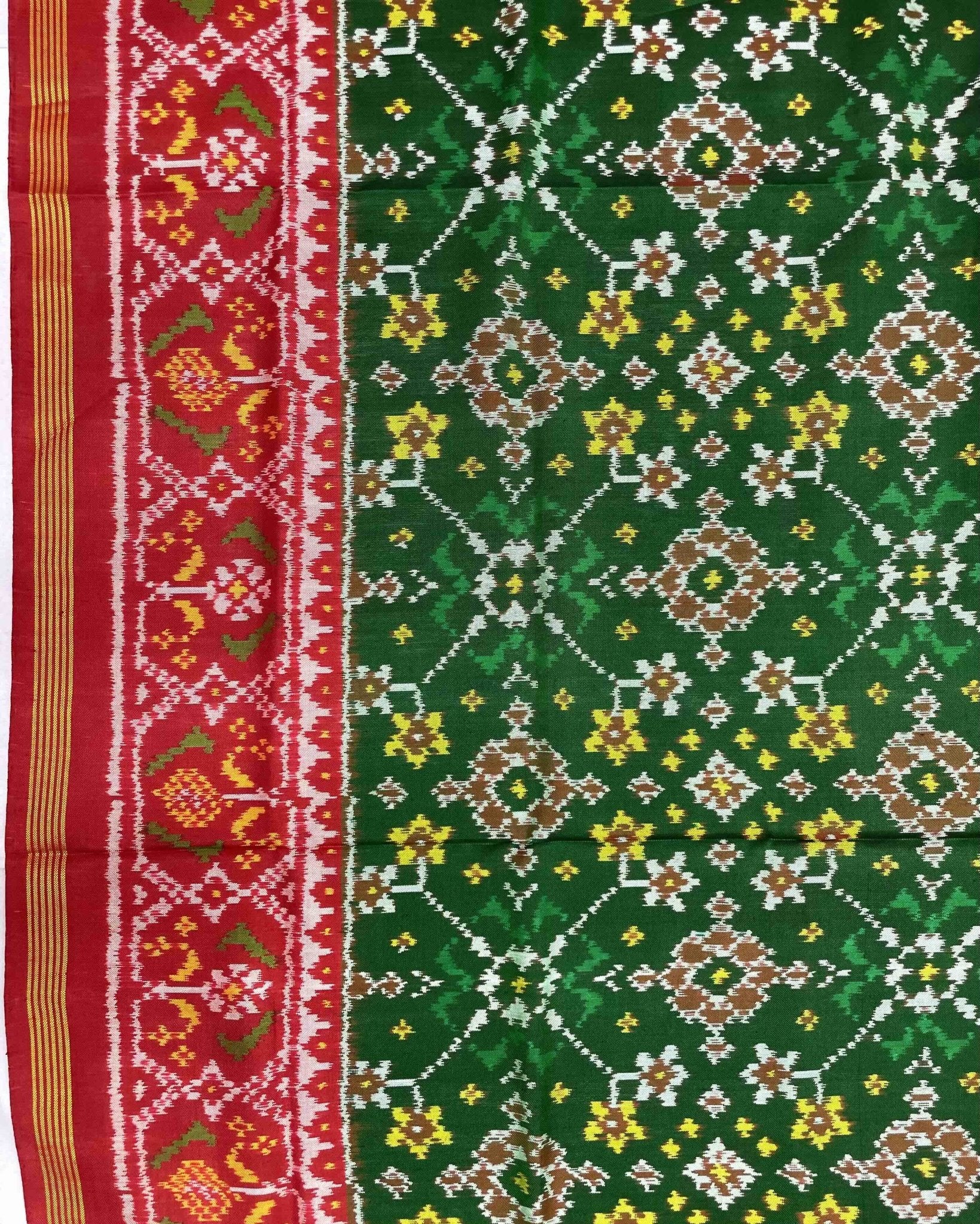 Red & Green Navratan Patola Saree - SindhoiPatolaArt