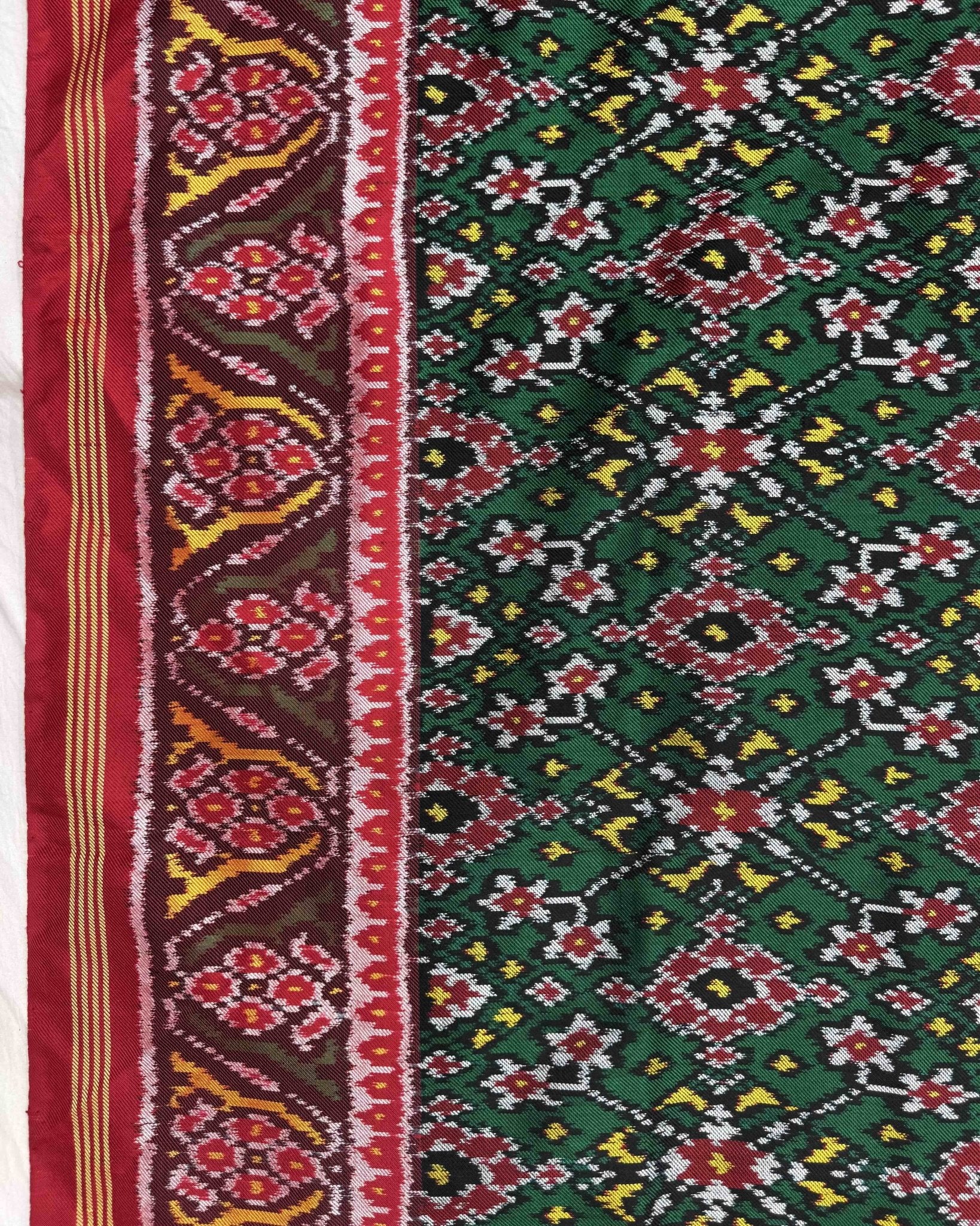 Red & Green Navratan Twill Patola Dupatta - SindhoiPatolaArt