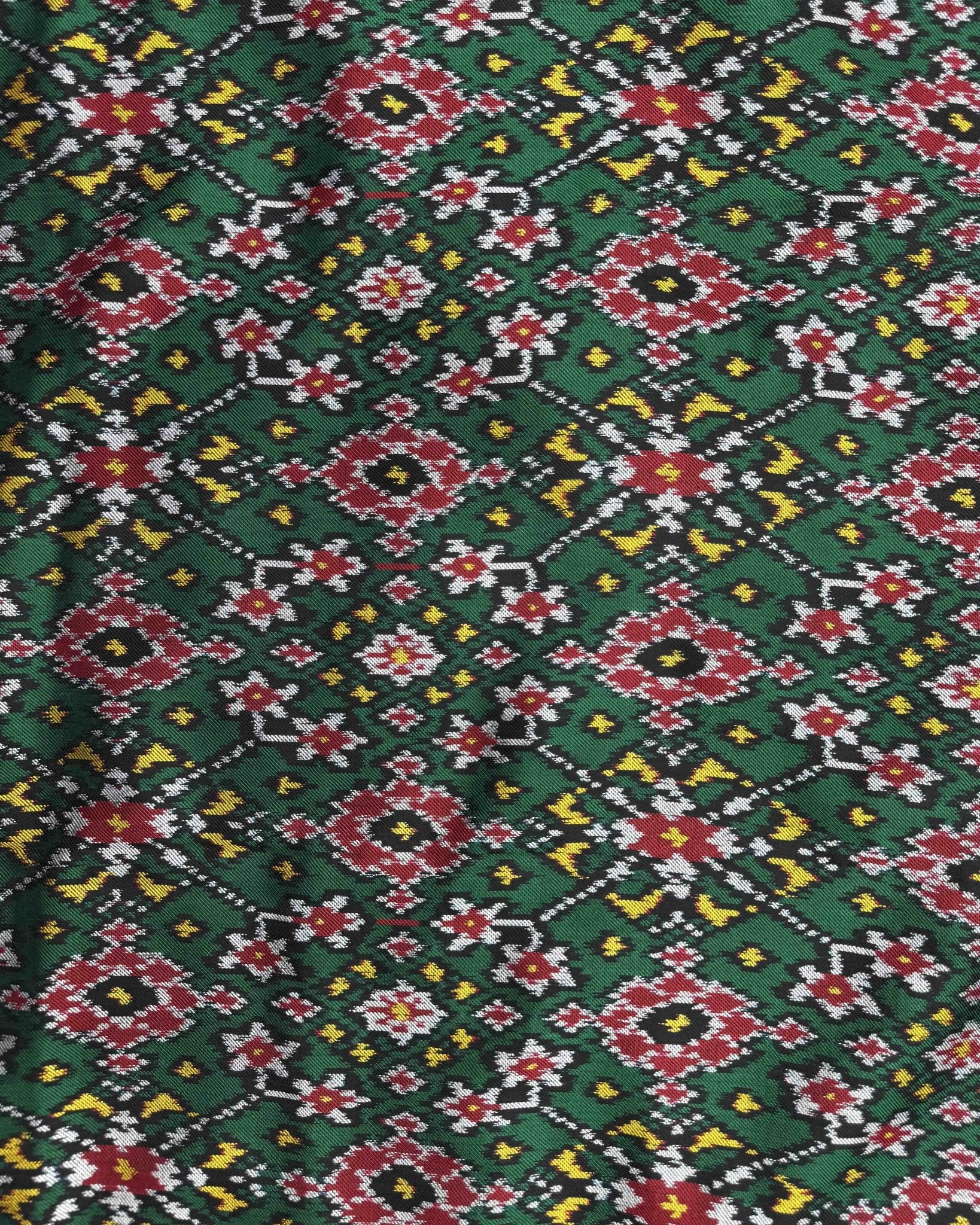Red & Green Navratan Twill Patola Dupatta - SindhoiPatolaArt
