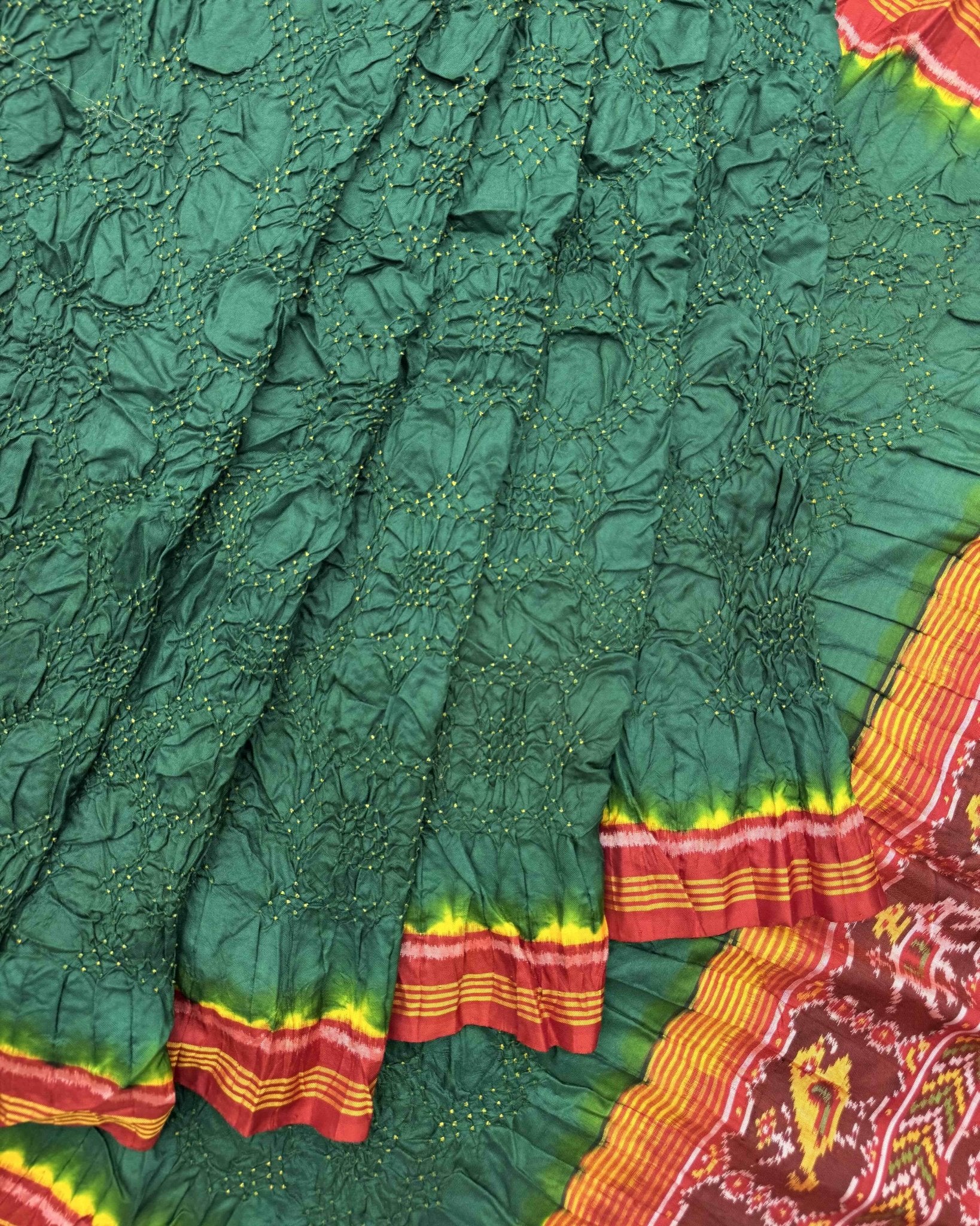 Red & Green Semi Double Ikat Bandhani Patola Saree - SindhoiPatolaArt