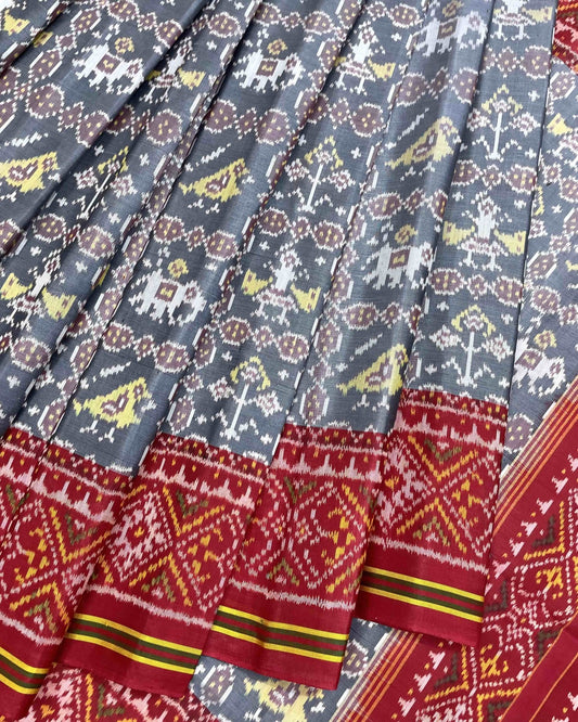 Red & Grey Small Narikunj Patola Saree - SindhoiPatolaArt