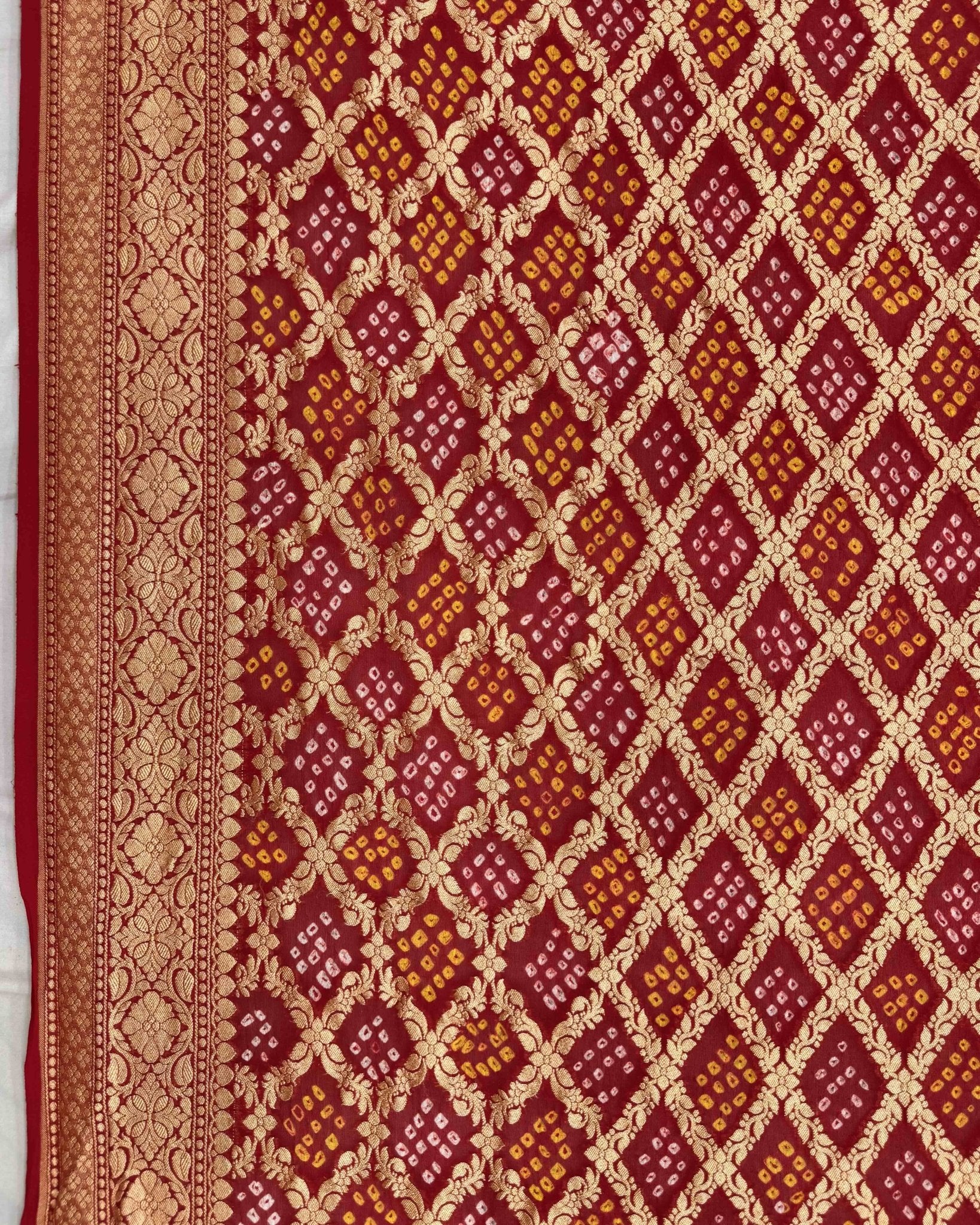 Red Janglow Georgette Bandhani Dupatta - SindhoiPatolaArt