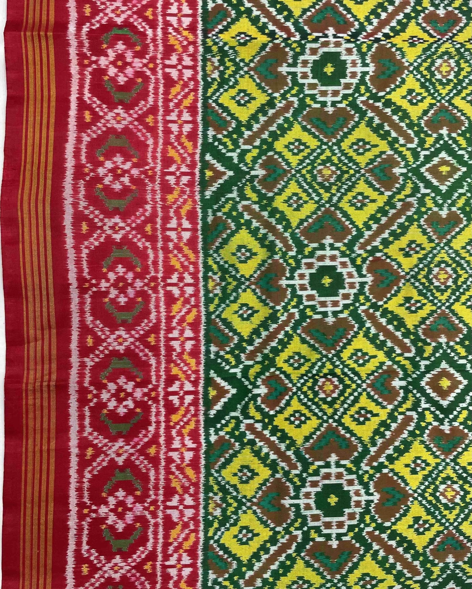 Red & Lemon Yellow Manekchowk Patola Saree - SindhoiPatolaArt