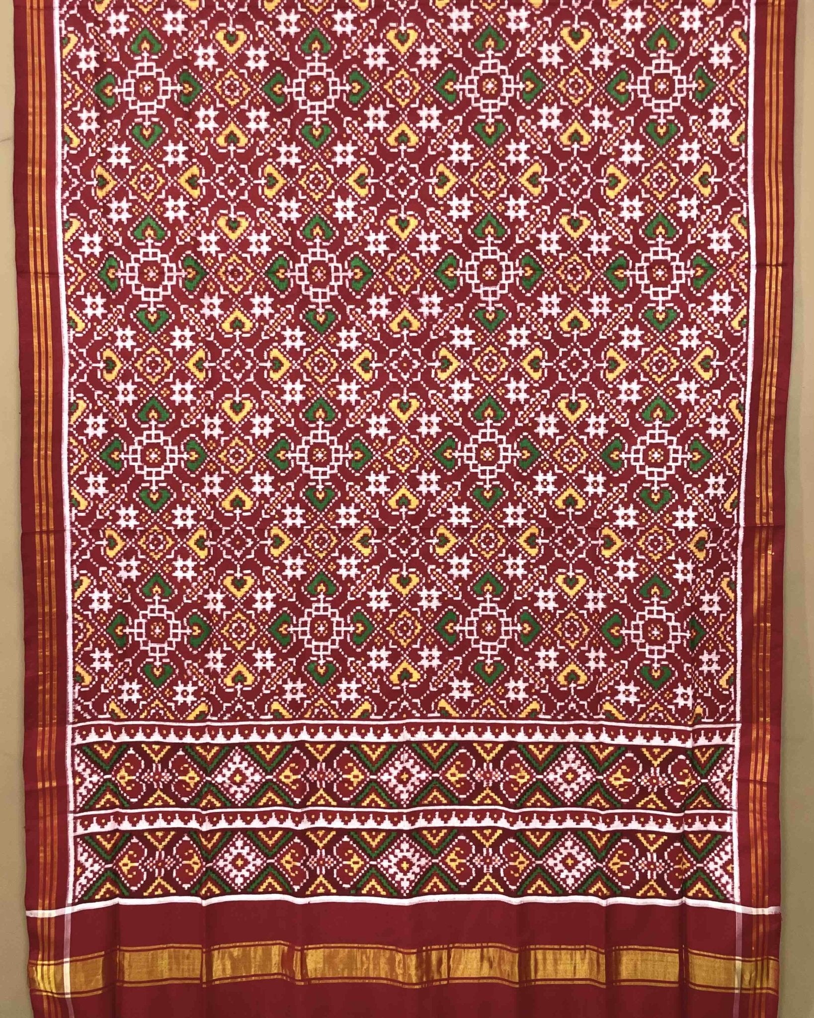Red Manekchowk Patola Dupatta - SindhoiPatolaArt