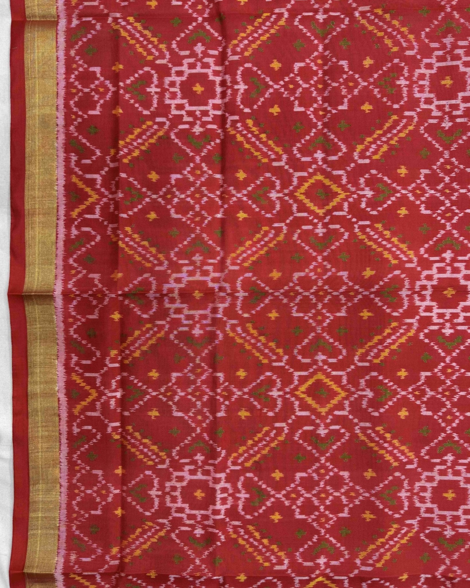 Red Manekchowk Patola Dupatta - SindhoiPatolaArt