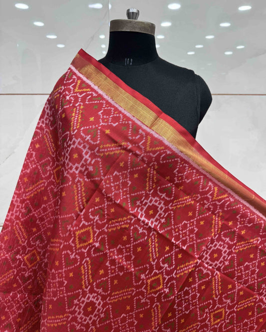 Red Manekchowk Patola Dupatta - SindhoiPatolaArt