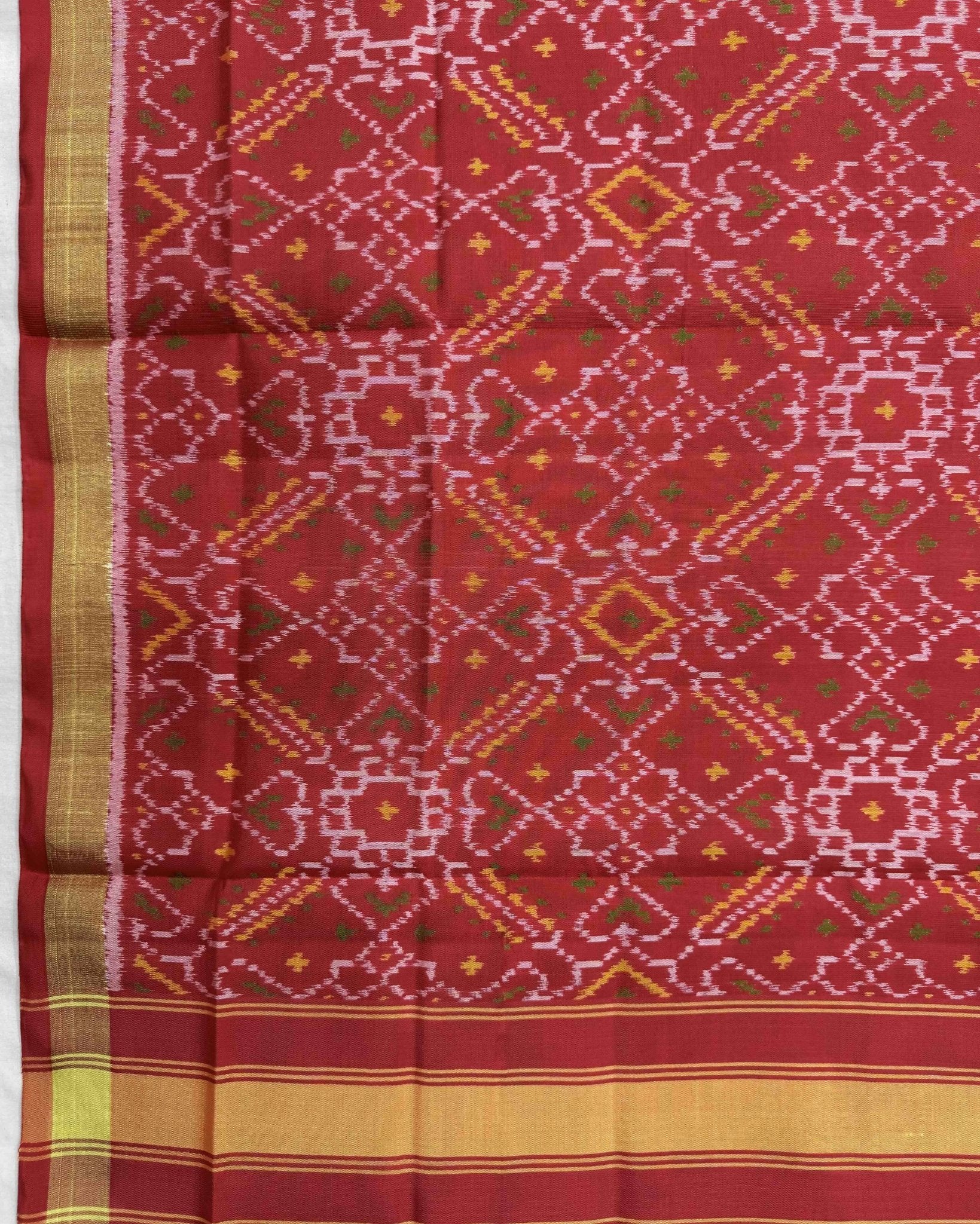 Red Manekchowk Patola Dupatta - SindhoiPatolaArt