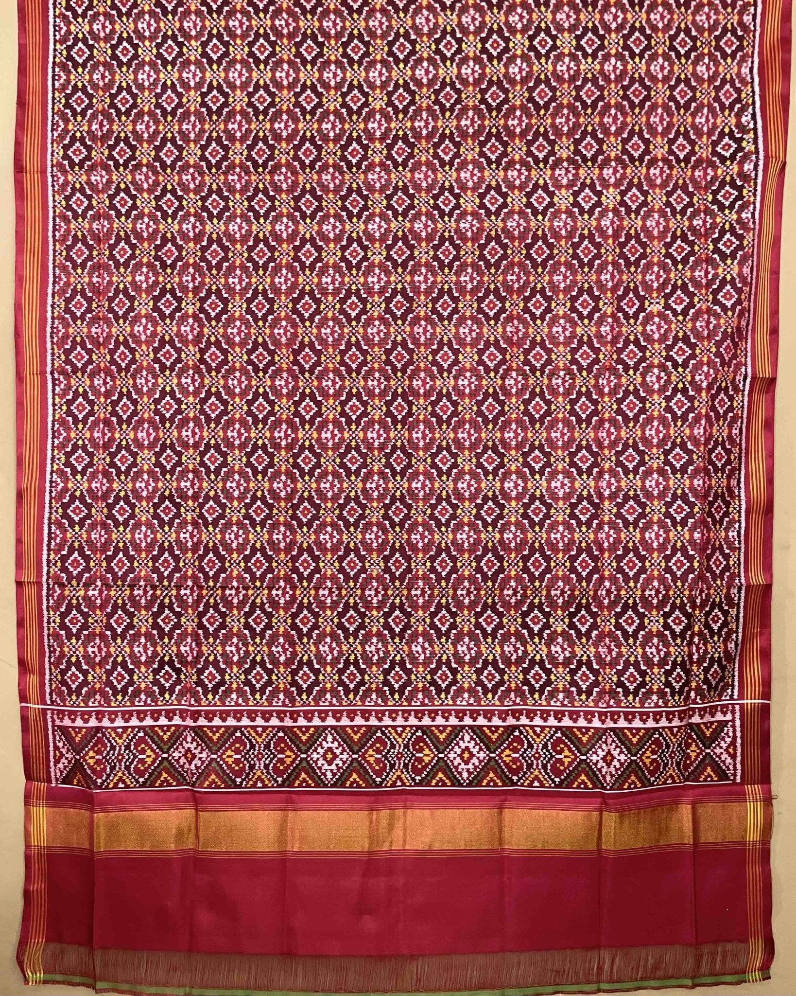Red & Maroon Buttonful Patola Dupatta - SindhoiPatolaArt