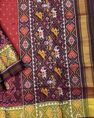 Red & Maroon Doted with Peacock Scut Border Patola Saree - SindhoiPatolaArt