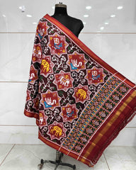 Red & Maroon Star Narikunj Patola Dupatta - SindhoiPatolaArt