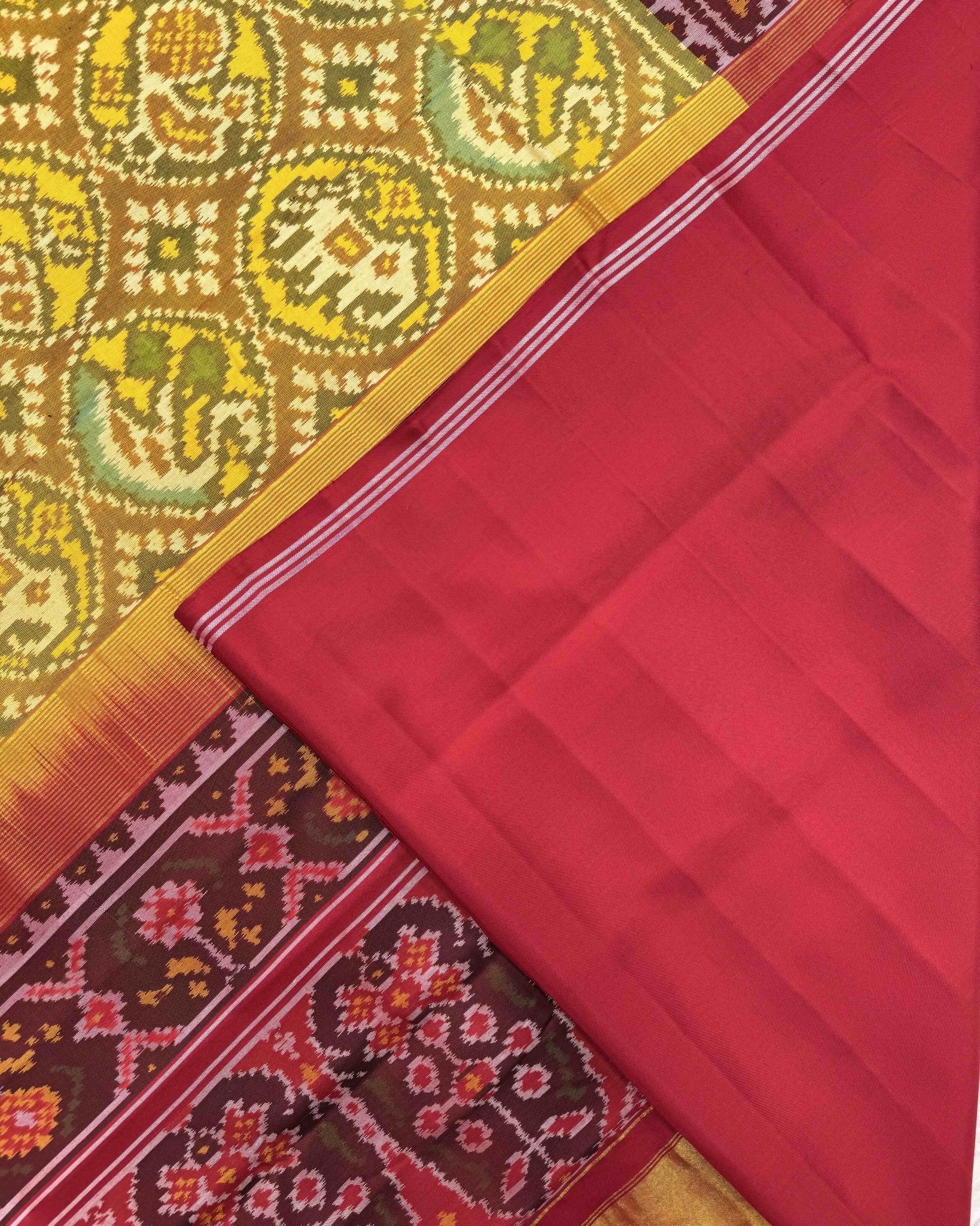 Red Maroon & Yellow Circle Narikunj Semi Double Ikat Patola Saree - SindhoiPatolaArt