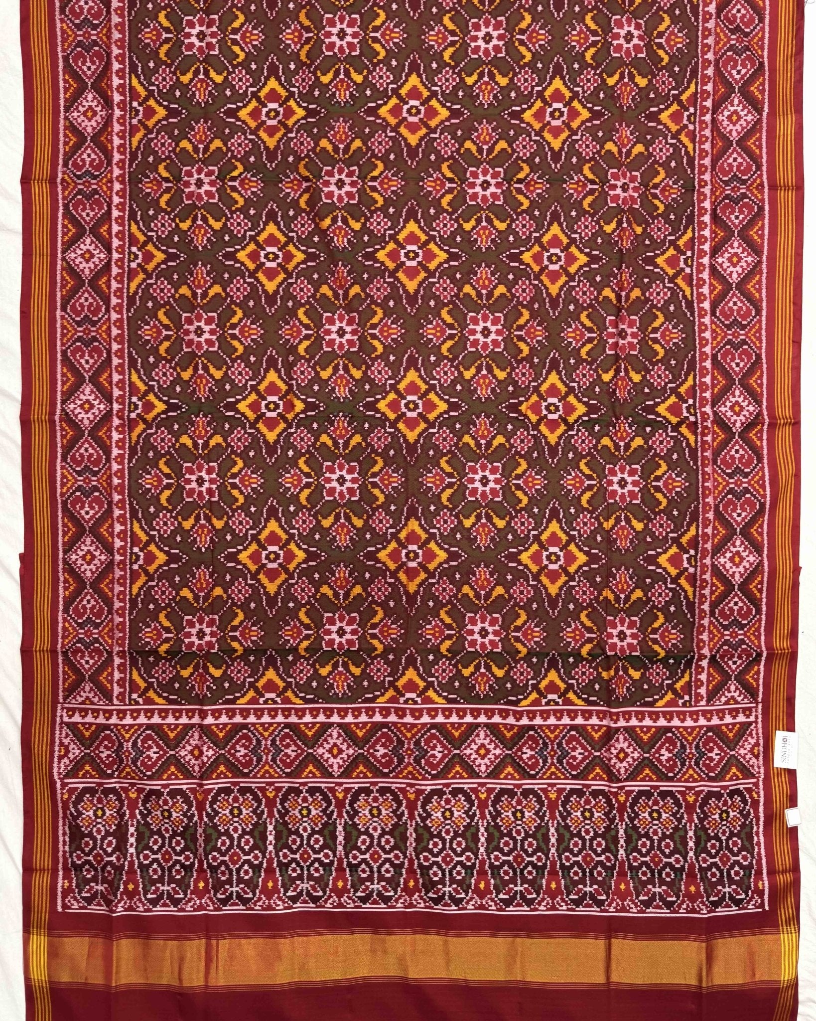 Red & Mehendi Navratan Chhabdi Semi Ikat Patola Saree - SindhoiPatolaArt