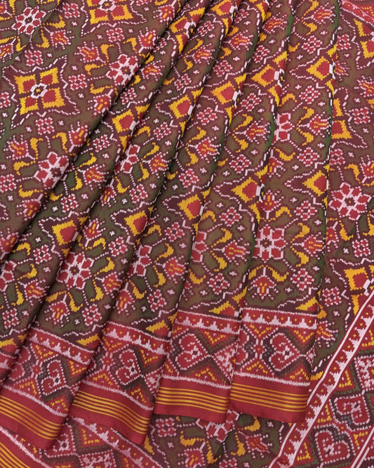 Red & Mehendi Navratan Chhabdi Semi Ikat Patola Saree - SindhoiPatolaArt