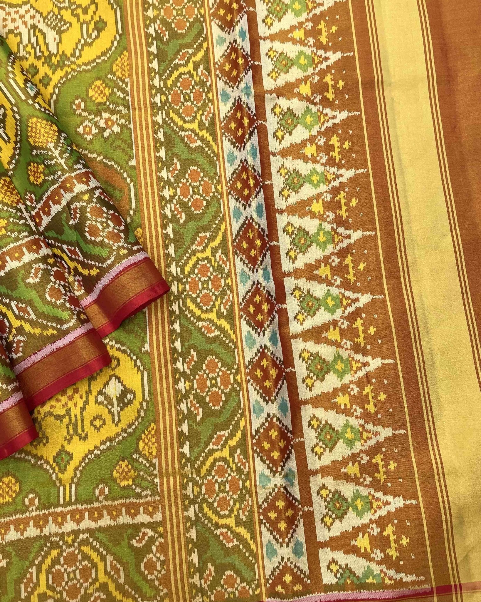 Red & Multicolour Deer & Flower Tissue Patola Saree - SindhoiPatolaArt