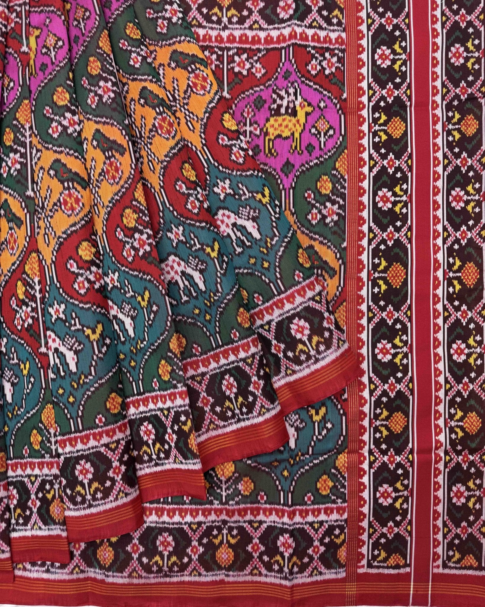 Red & Multicolour Deer Flower Twill Patola Saree - SindhoiPatolaArt