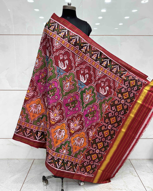 Red & Multicolour Narikunj Patola Dupatta - SindhoiPatolaArt