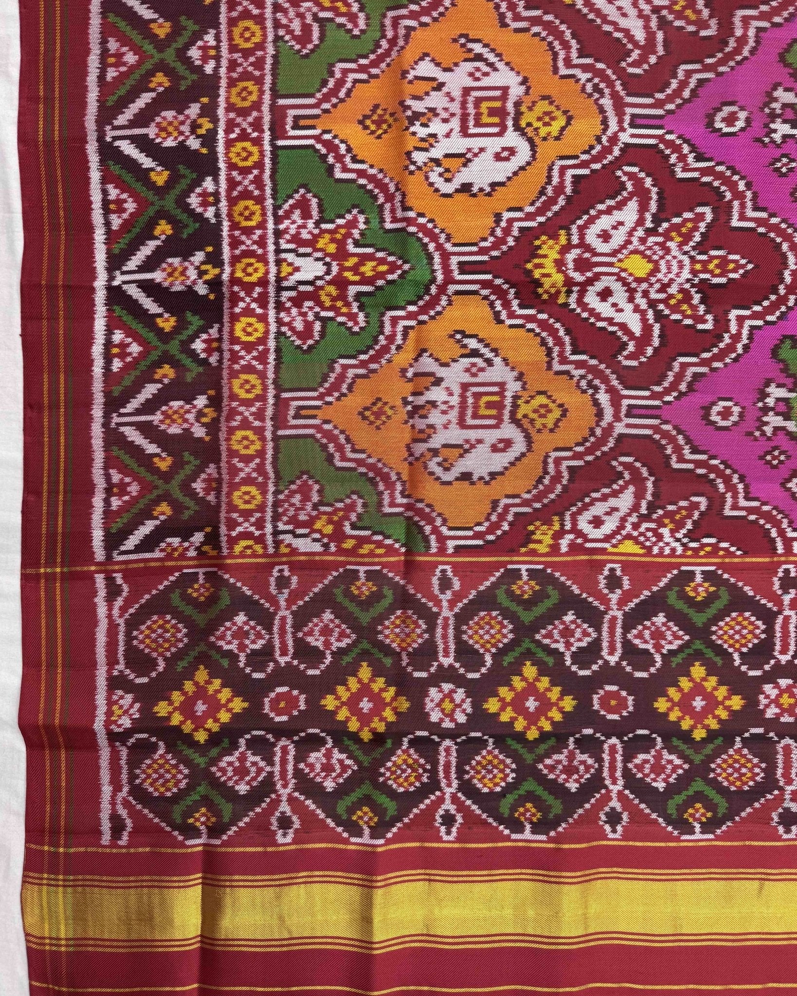 Red & Multicolour Narikunj Patola Dupatta - SindhoiPatolaArt