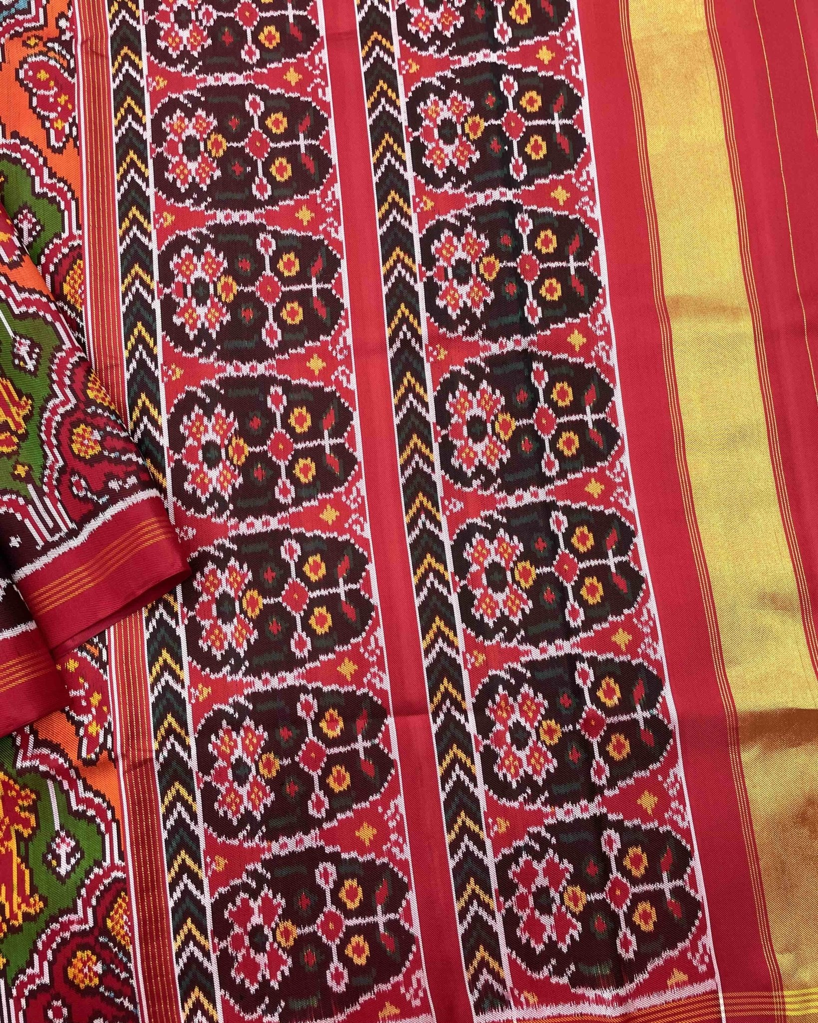 Red & Multicolour Narikunj Twill Patola Saree - SindhoiPatolaArt