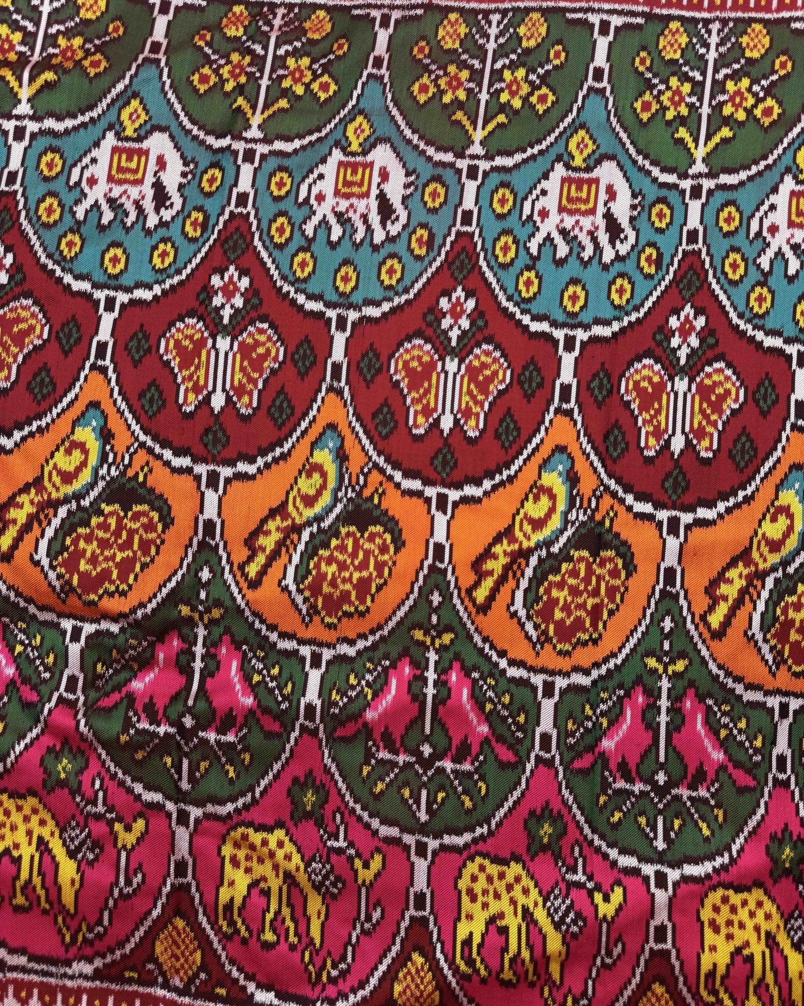 Red & Multicolour Narikunj Twill Patola Saree - SindhoiPatolaArt