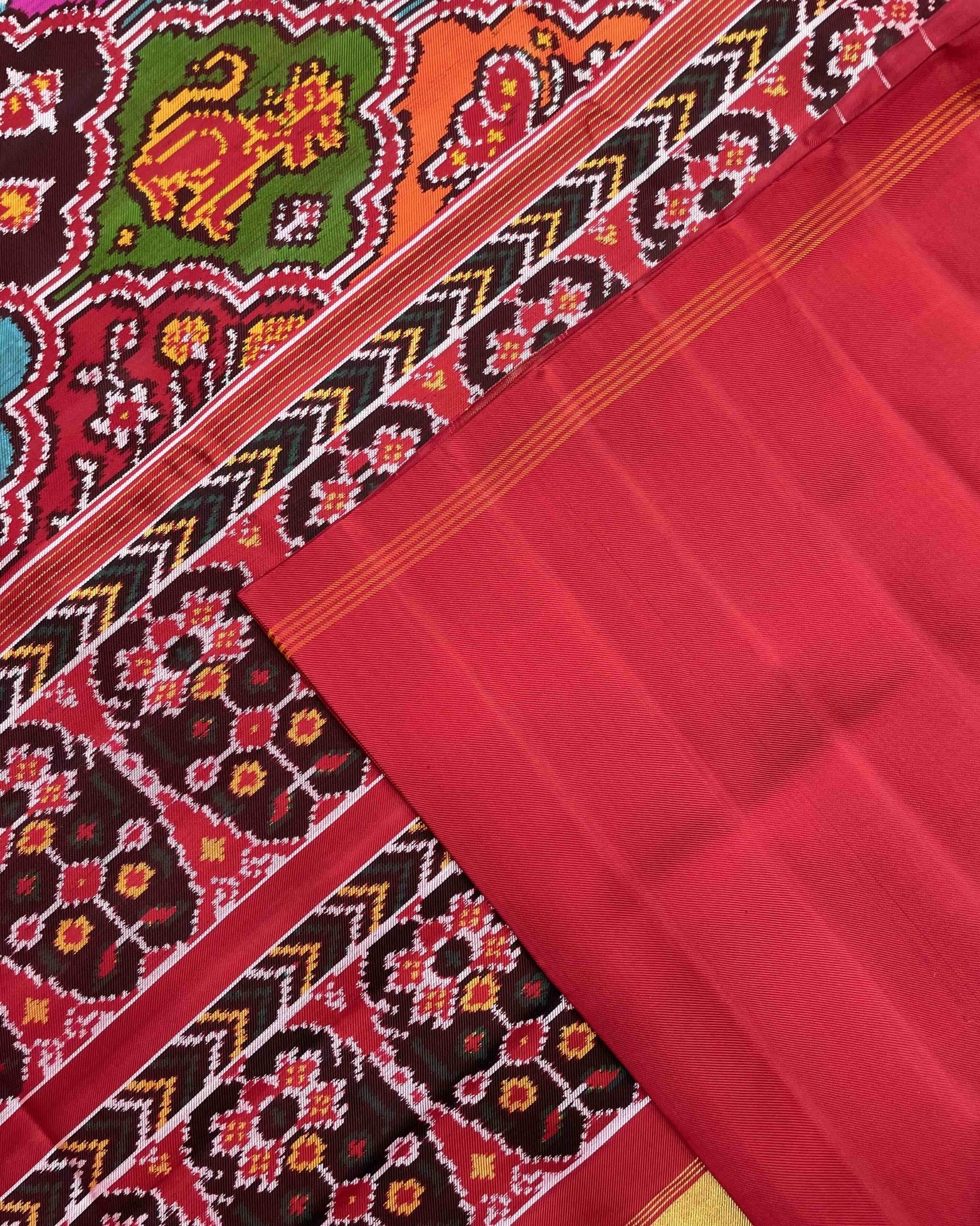 Red & Multicolour Narikunj Twill Patola Saree - SindhoiPatolaArt
