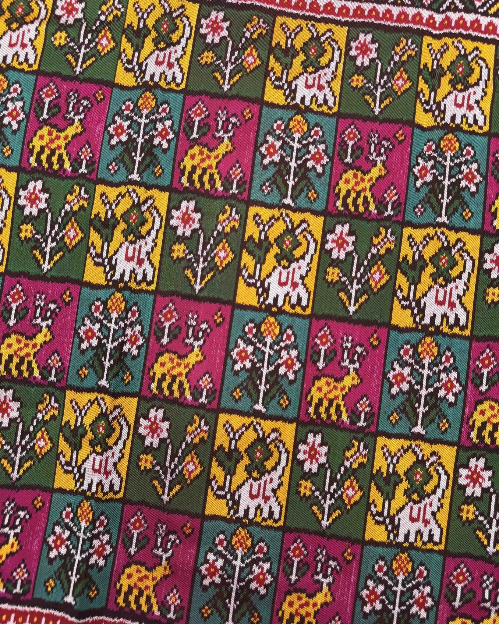 Red & Multicolour Small Narikunj Twill Patola Saree - SindhoiPatolaArt