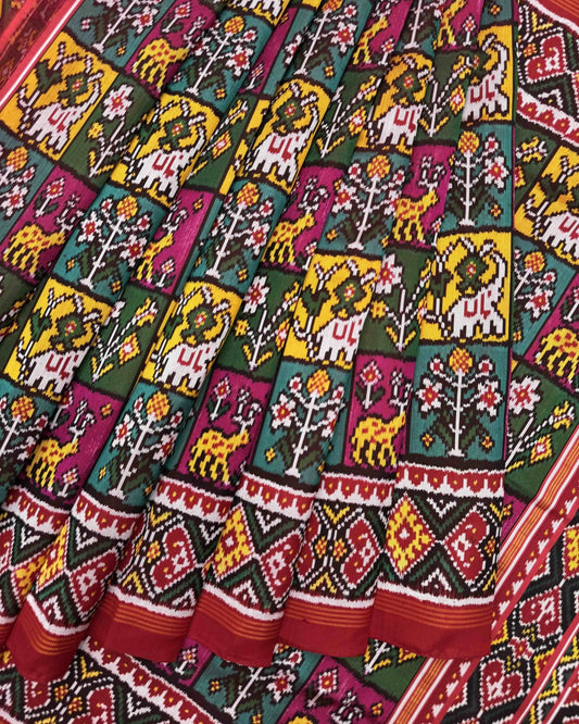Red & Multicolour Small Narikunj Twill Patola Saree - SindhoiPatolaArt