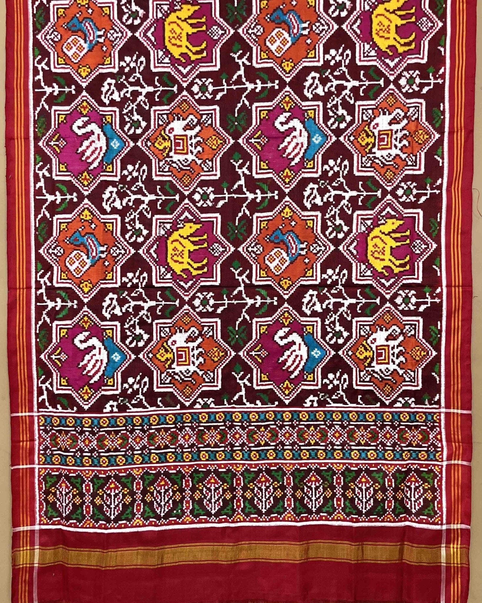 Red & Multicolour Star Narikunj Patola Dupatta - SindhoiPatolaArt